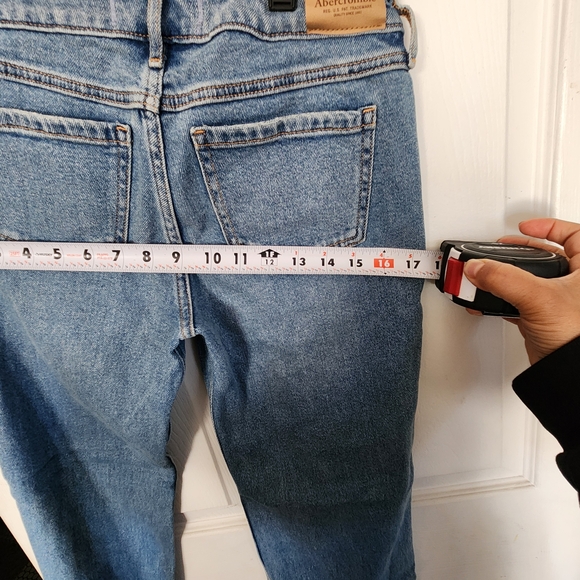 abercrombie Kids Low Rise Baggy Jeans Size 13/14 Short EUC - Picture 7 of 7